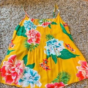 Floral print Old Navy tank top, size Large